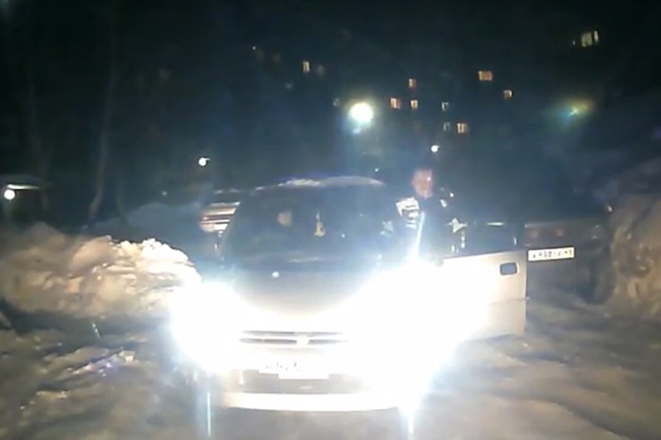 Пока связь между "заминкой" на дороге и смертью молодого парня не установлена.