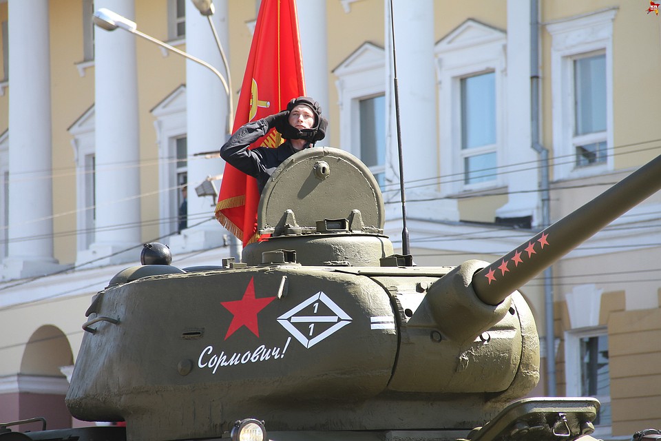 Парад Победы 9 мая 2017 года в Нижнем Новгороде начнется в 10.00.