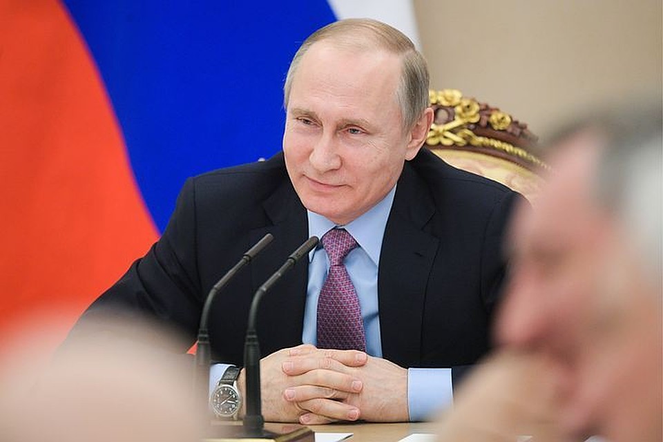 Документ вводит дополнительные механизмы противодействия созданию так называемых «групп смерти». ФОТО Алексей Дружинин/пресс-служба президента РФ/ТАСС