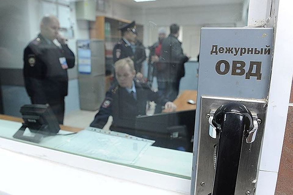 В северной столице на скамейке был найден труп девушки В северной столице на скамейке был найден труп девушки
