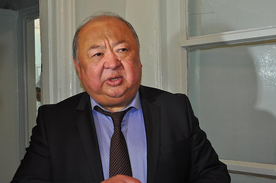 Главврач Республиканской инфекционной больницы предупреждает: число больных с кишечными инфекциями по-прежнему не уменьшается. И призывает соблюдать гигиену.