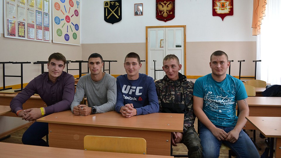 Студента кадомского техникума не побоялись огня и бросились спасать пенсионерку. Фото: сайт издательства "Пресса"