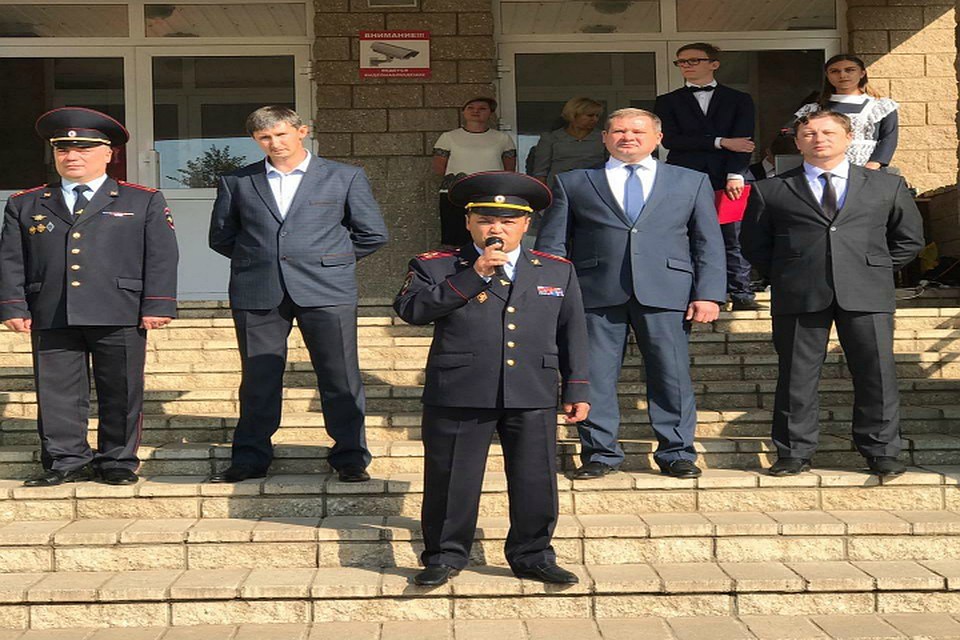 На открытии автошколы приехал сам Динар Гильмутдинов