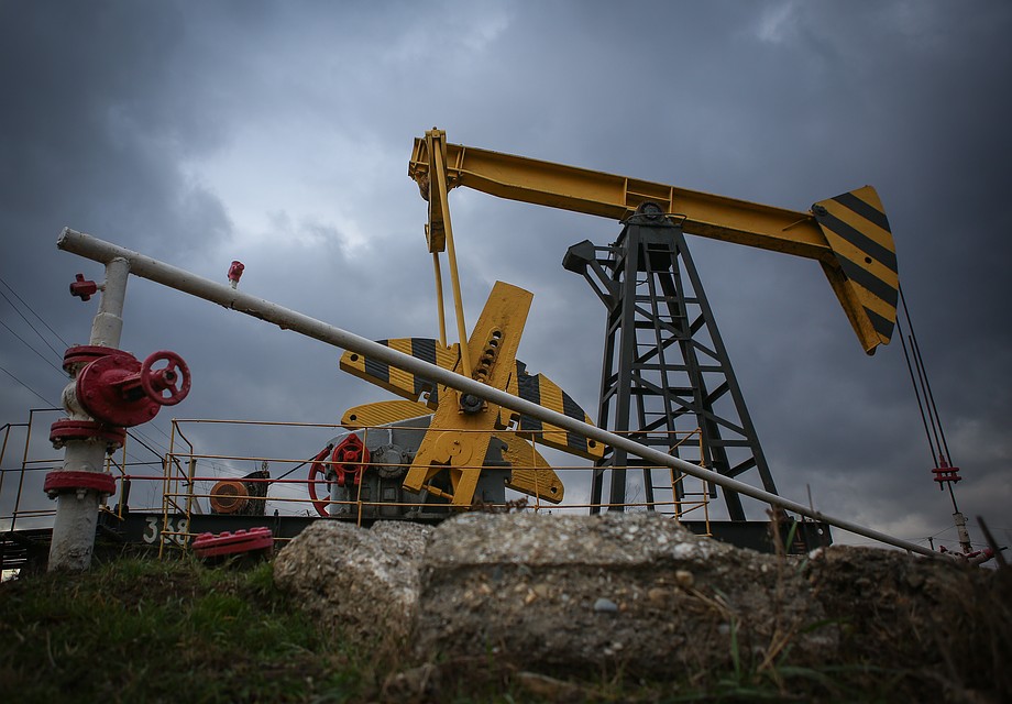 Мировые цены на нефть понизились Мировые цены на нефть понизились