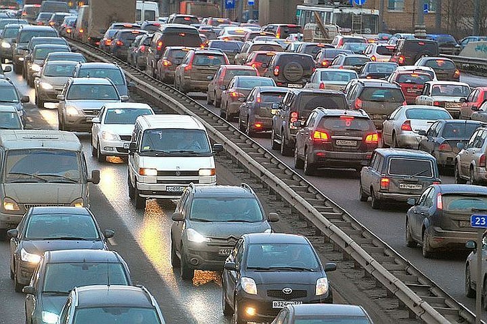 В Петербурге мужчину с прогрессирующей шизофренией лишили водительских прав В Петербурге мужчину с прогрессирующей шизофренией лишили водительских прав