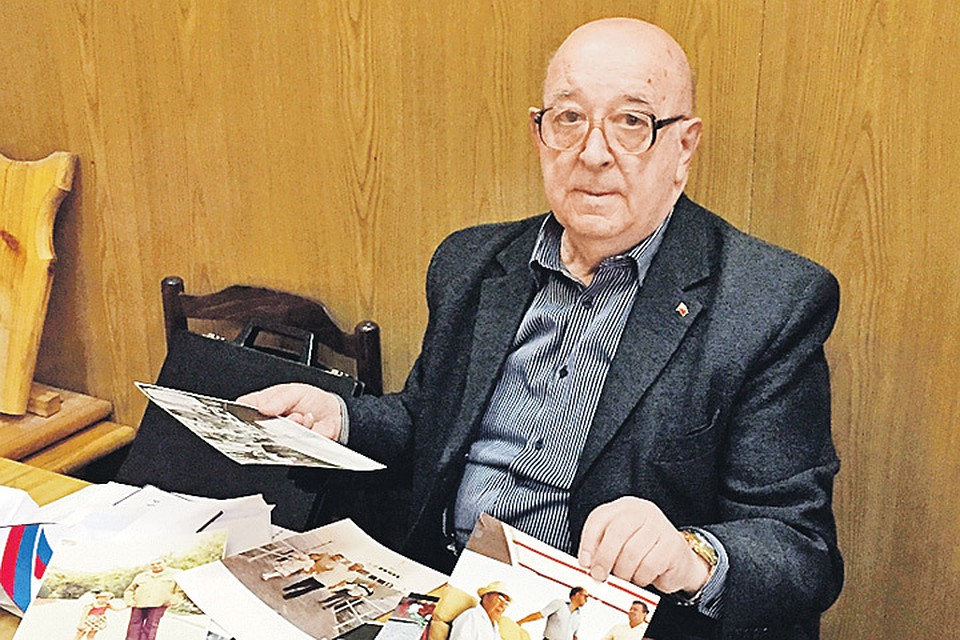 Дома у Олега Сторонова десятки редких снимков Леонида Брежнева, в том числе и сделанных личным фотографом генсека Владимиром Мусаэльяном. Именно его фото вы видите в этой публикации «Комсомольской правды». Фото: Шохин КОБИЛОВ