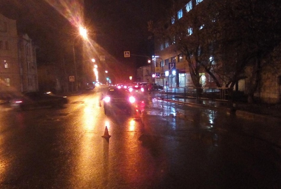 ДТП произошло в темное время суток.