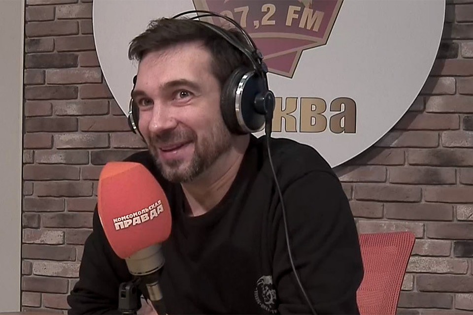 В гостях у Радио «Комсомольская правда» Александр Химчук, солист группы Estradarada