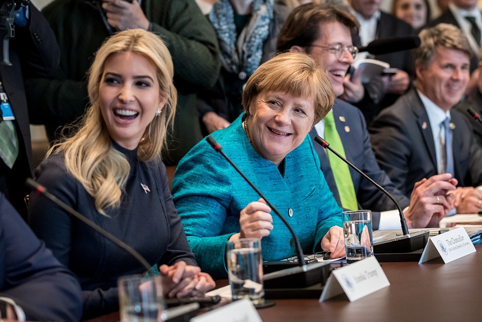 Иванка Трамп и Ангела Меркель на саммите "G20"
