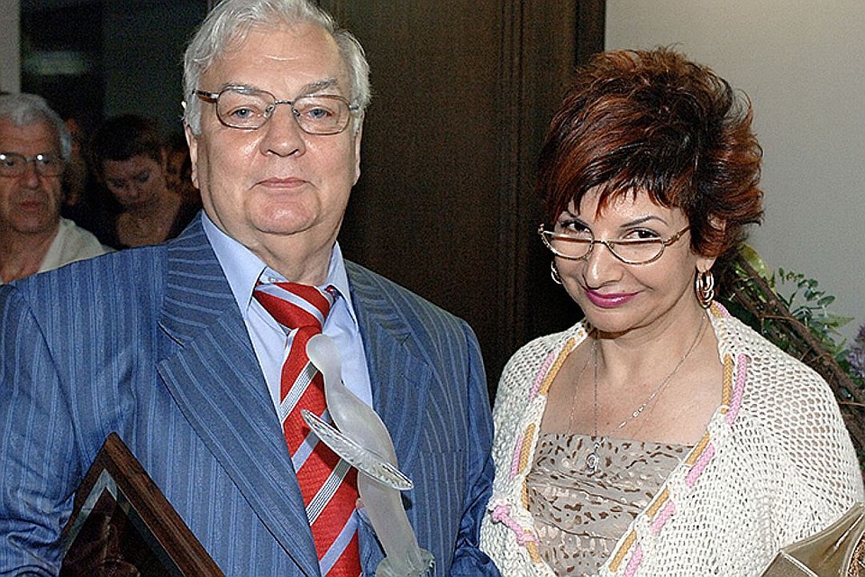 Актер Михаил Держави с супругой, певицей Роксаной Бабаян. Фото ТАСС/ Александр Саверкин