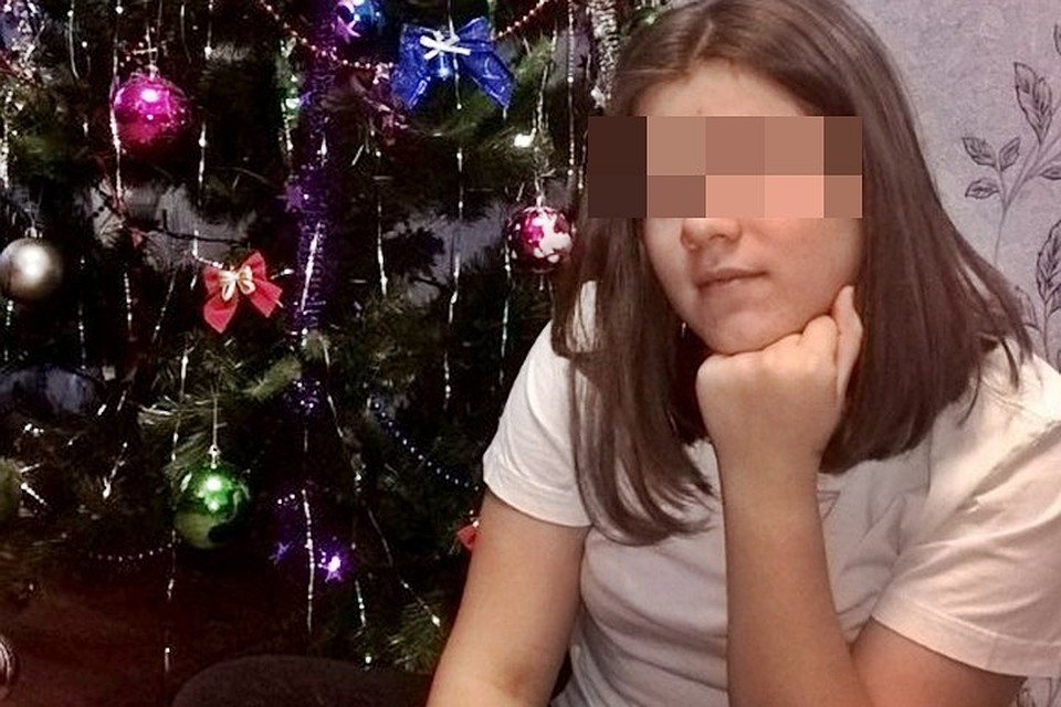 Для Карины Козловой дорога в школу - настоящее приключение. От Пояконды до Зеленоборского 50 километров - пешком такое расстояние не преодолеть, а такси стоит 500 рублей в одну сторону. Фото: личный архив Натальи Козловой
