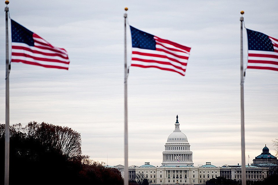В США задержали мужчину, пытавшегося протаранить здание аэропорта