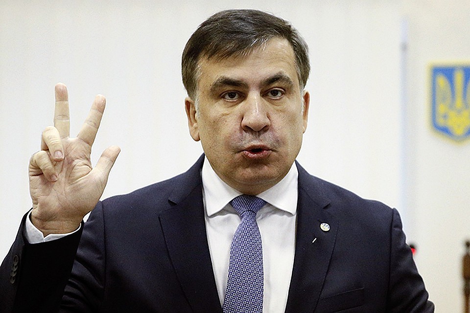 Михаил Саакашвили планирует продолжить политическую борьбу на Украине несмотря на запреты.