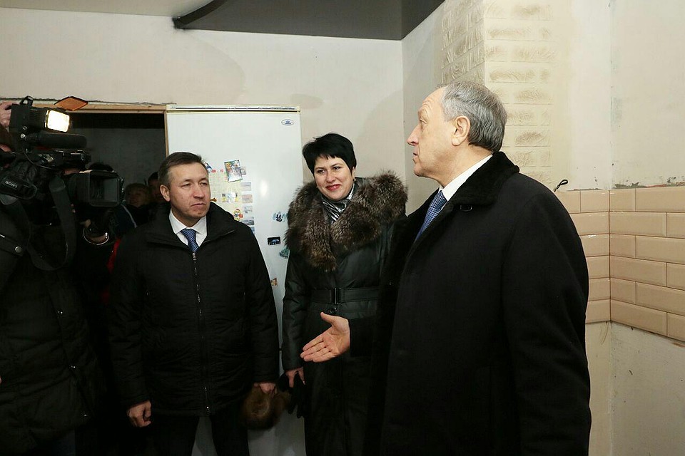 Валерий Радаев в сданном балаковском долгострое.