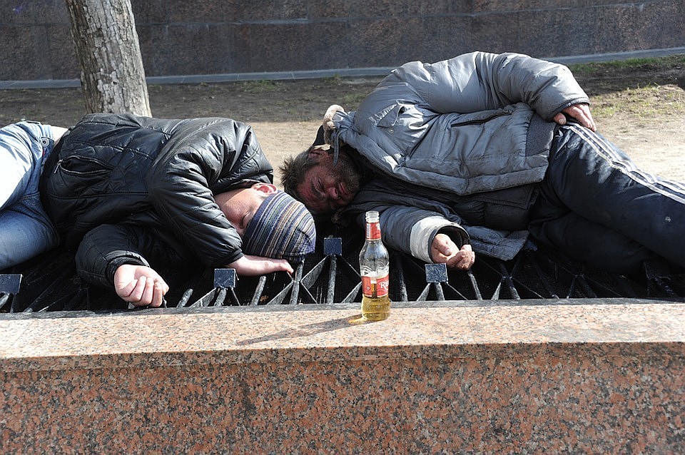 64% наших радиослушателей выступает против медвытрезвителей.