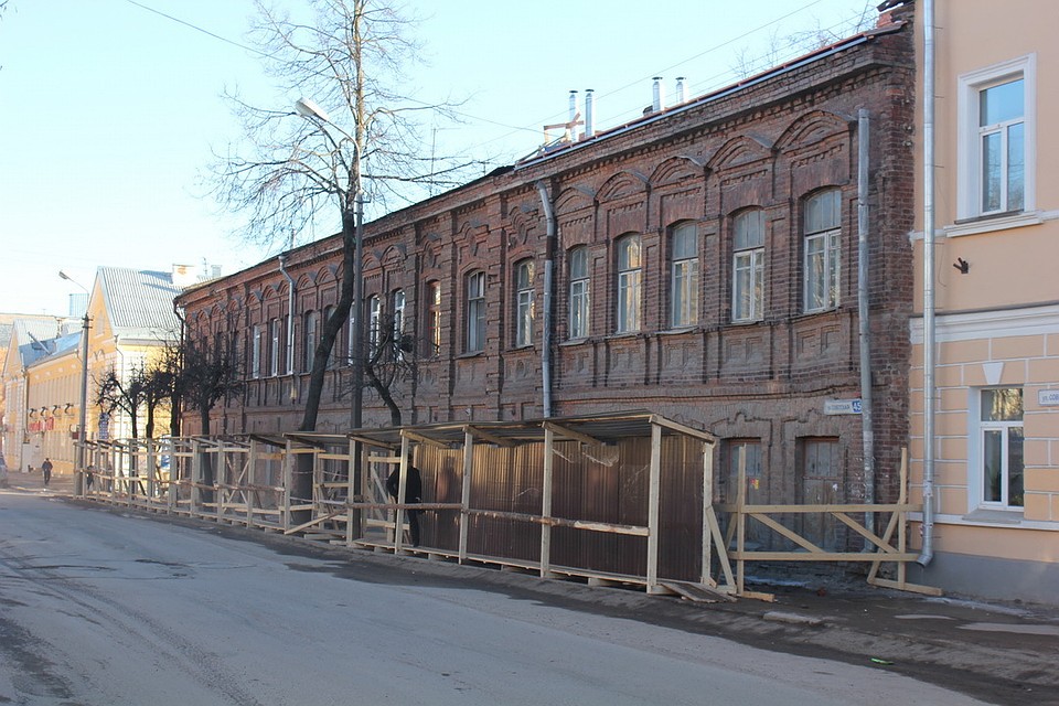 В доме на улице Советской ремонтные работы продолжаются.