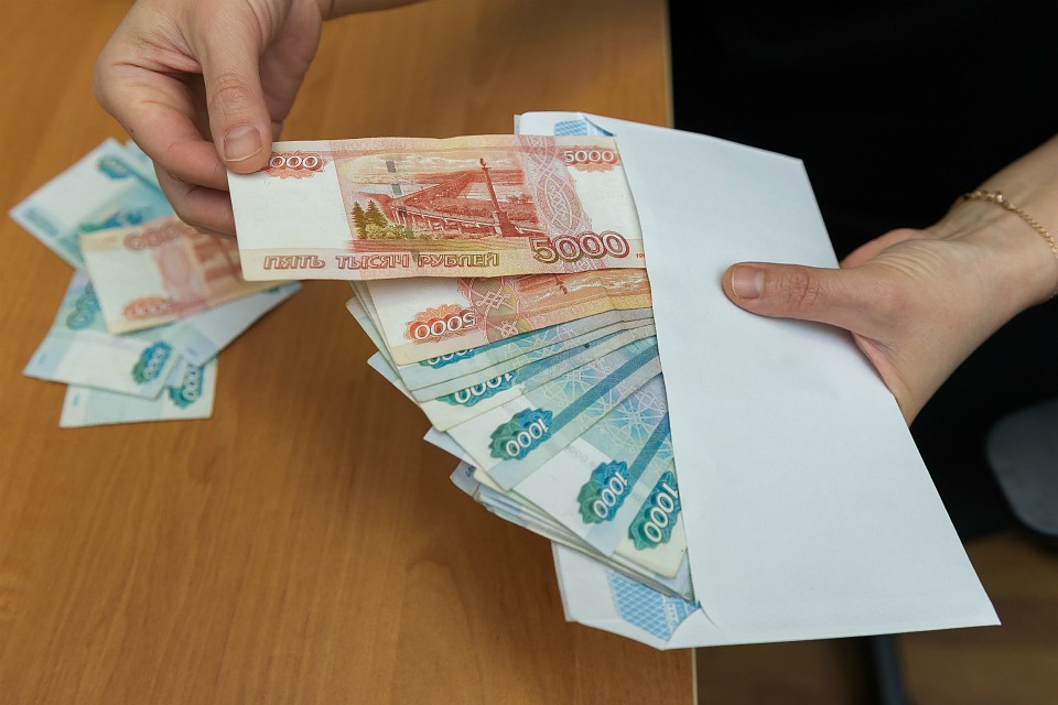 Воровство казенного имущества в нашей стране карается сурово.