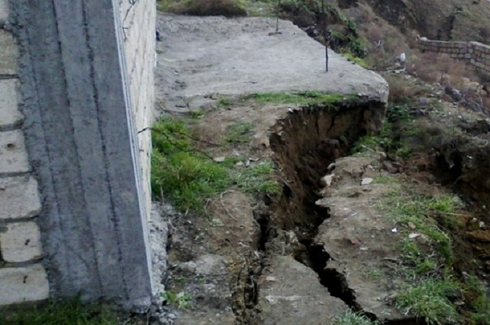 Спасти дома от оползней уже нельзя. Фото: gagauzinfo.md