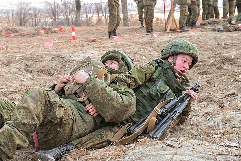 Медики Восточного военного округа провели состязания, приближенные к боевой обстановке