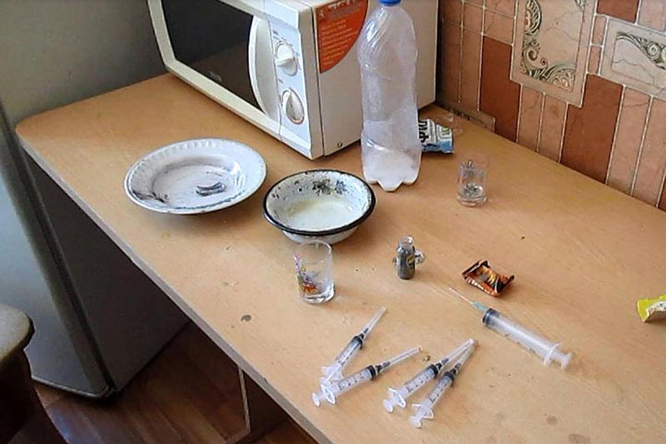 Улики из наркопритона