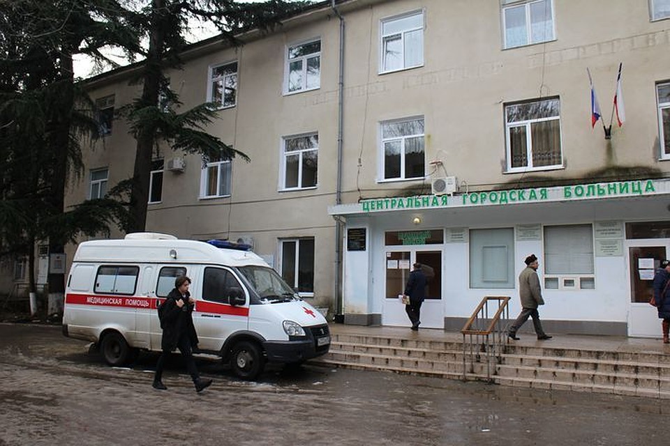 Следователи занимаются расследованием причин смерти пациентов Алуштинской больницы.