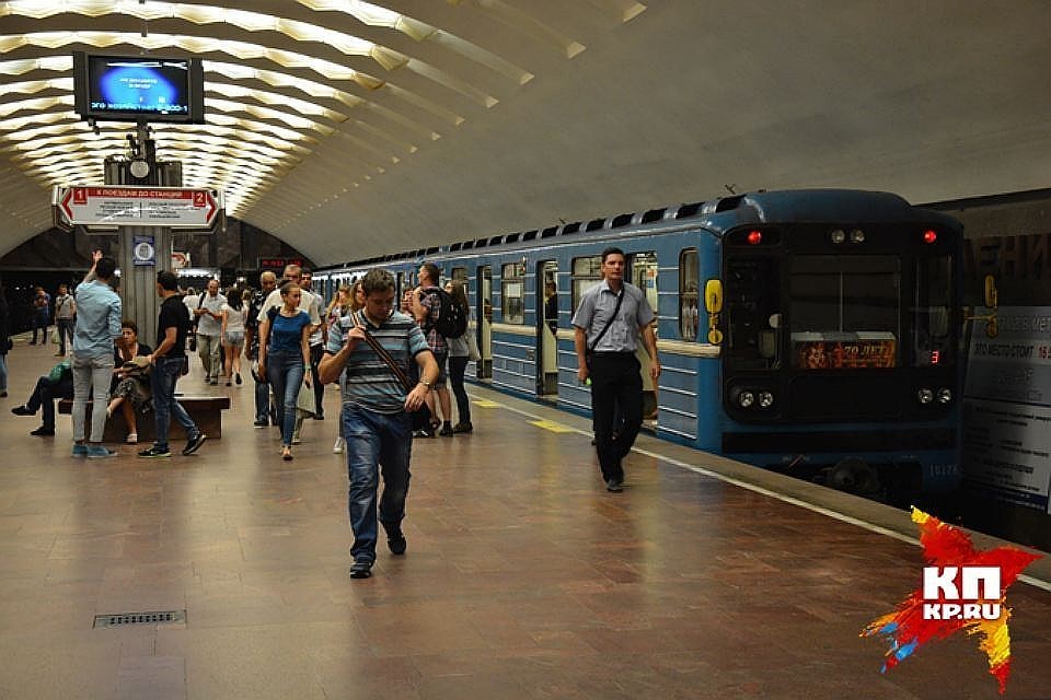 Минтрасн запретит перевоз детей в колясках в метро