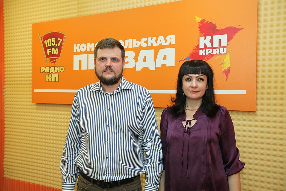 Заведующий офтальмологическим отделением Дмитрий Резников и заведующая отделением гипербарической оксигенации Марина Дубровская,