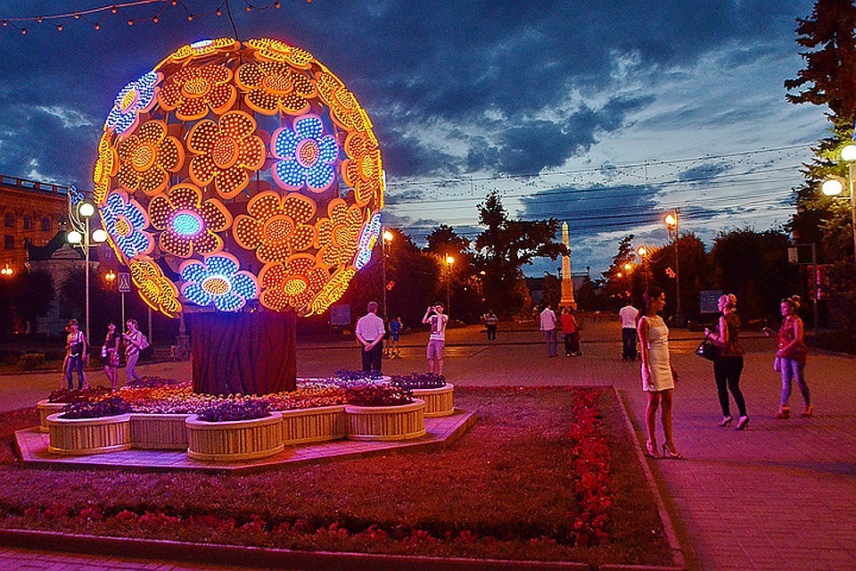 Сейчас департамент городского хозяйства купил 20 фигур: 8 скульптур «Самара в сердце», 12 на футбольную тематику