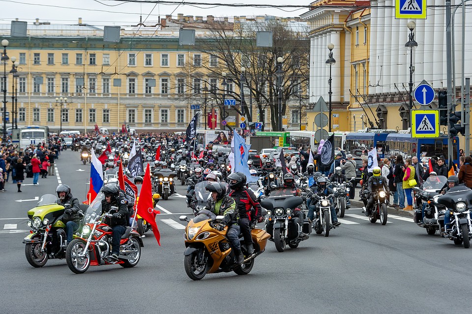 "Мотостолицей" Петербург станет в конце мая.
