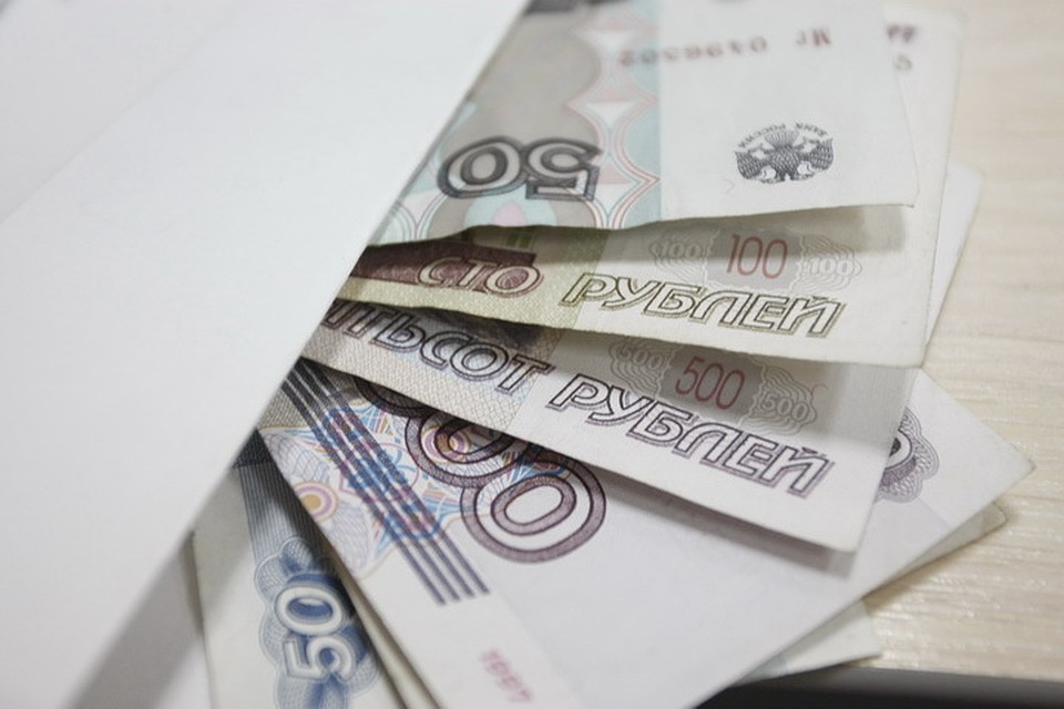 В Великих Луках трудовая инспекция обязала платить работодателя положенную законом зарплату.
