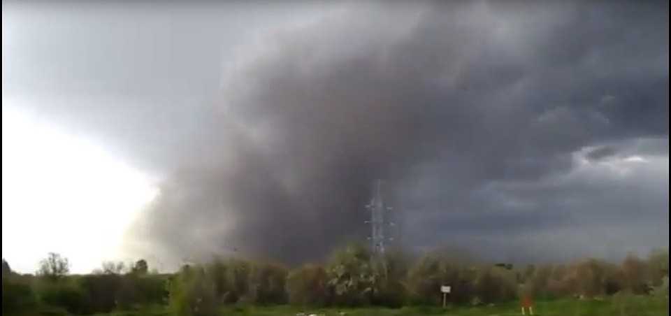 Местные жители сняли природное явление на видео