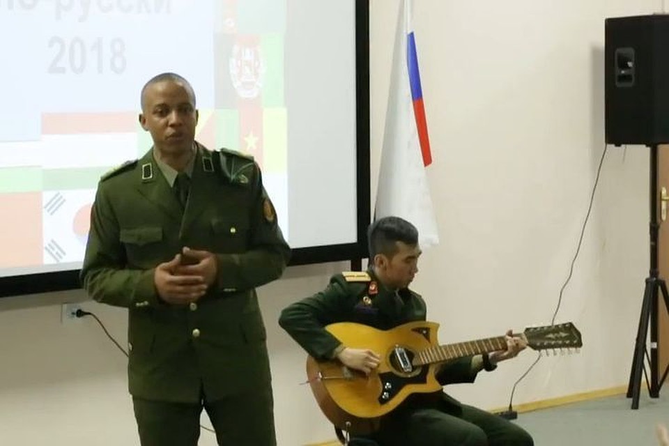 Карвало Ивандро Жозе Камило Де Жесус Улипава - четверокурсник НВВКУ. Фото: www.facebook.com/nstunovosti/
