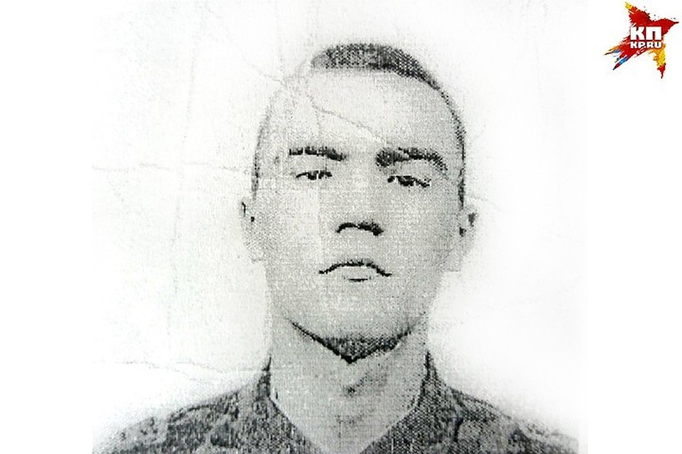 Так дезертир выглядел 18 лет назад. Сейчас у него и морщин больше, и зубов меньше.