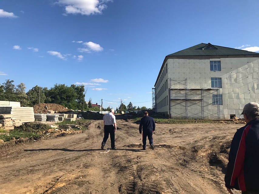 В Орловской области сельскую школу строят 30 лет