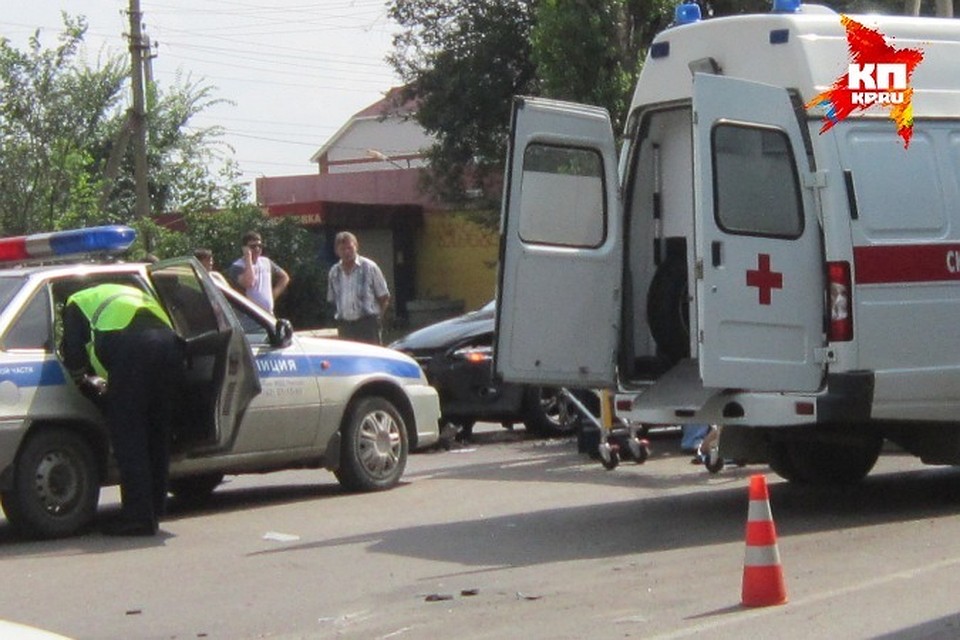 Трех пострадавших доставили в реанимацию.
