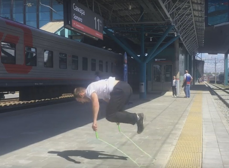 Скриншот с видео