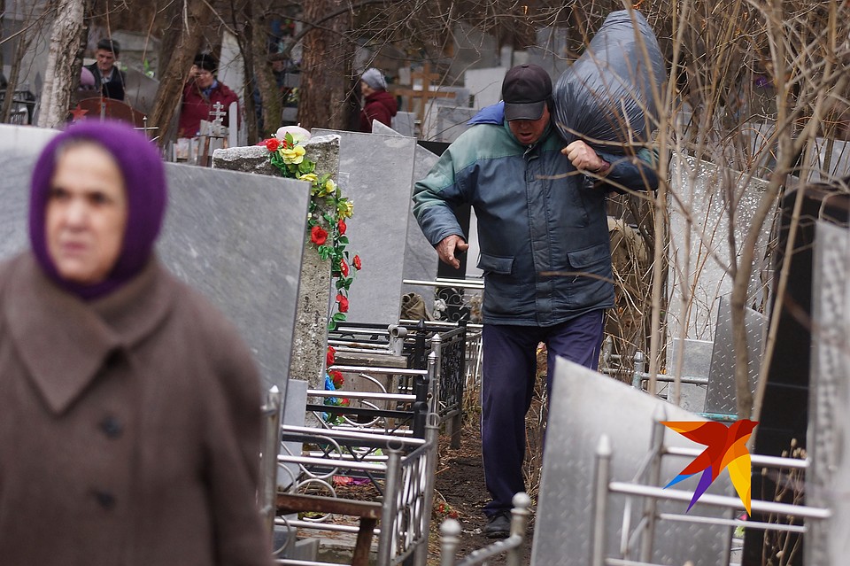 13,8 тысяч уральцев не дожили до пенсии