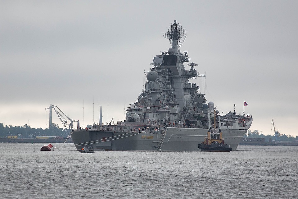 На день ВМФ в Кронштадт придется ехать на общественном транспорте.