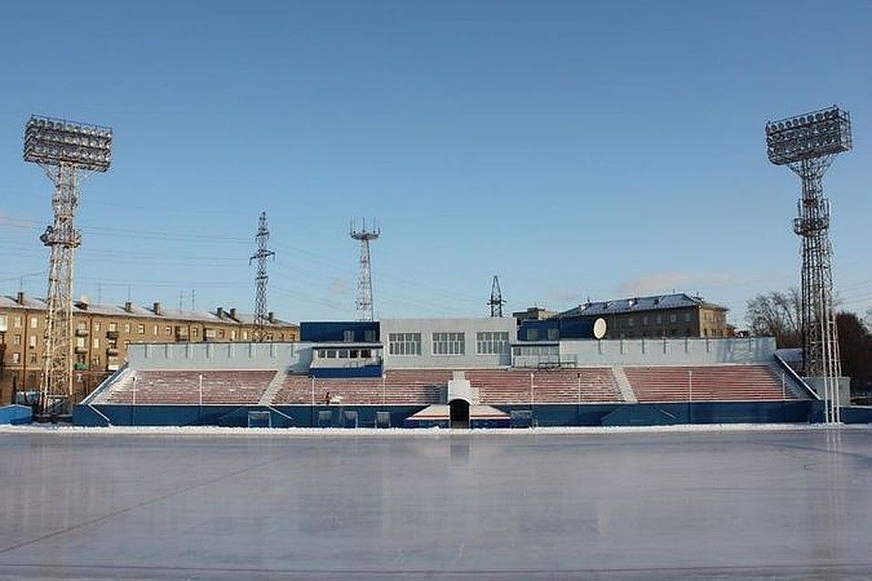 Проверки спортшколы "Сибсельмаша" заставили директора раздавать взятки.