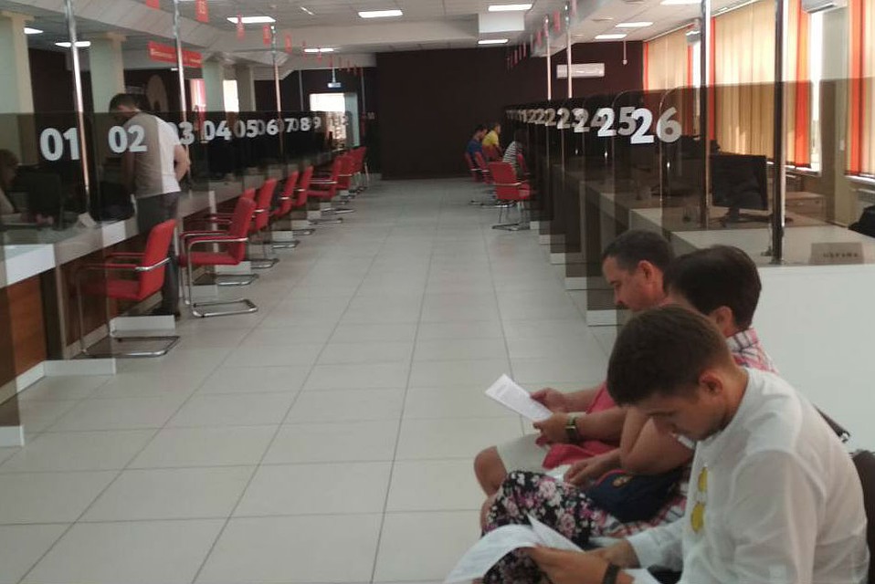 Из 26 окон работает только три.