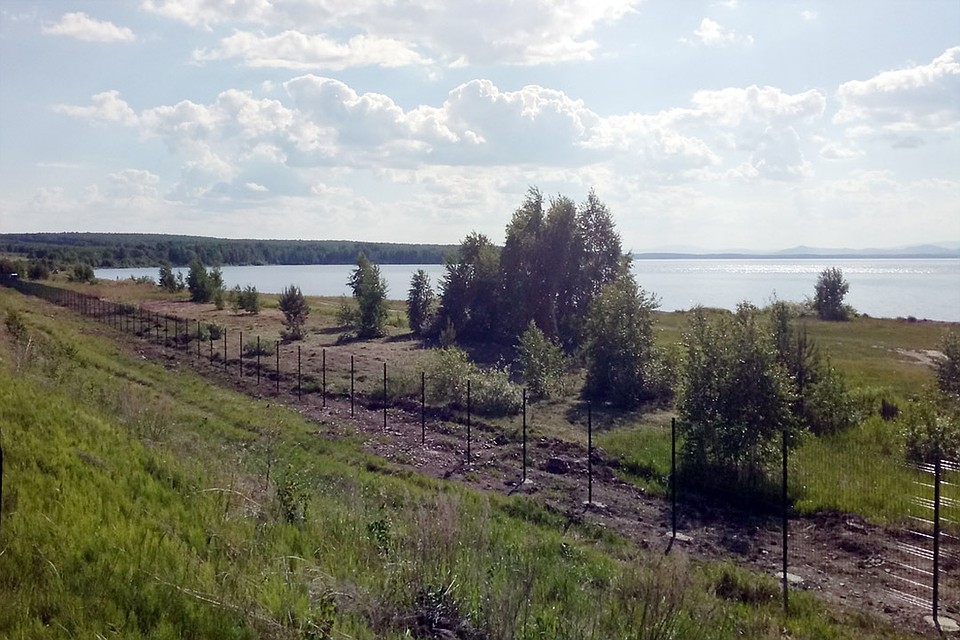 Сегодня к пляжу не подступиться. Фото: группа «Свободу Увильдам» в социальных сетях.