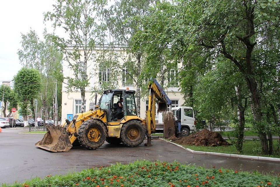 На главной площади Сыктывкара начались работы по благоустройству. Фото пресс-службы мэрии.