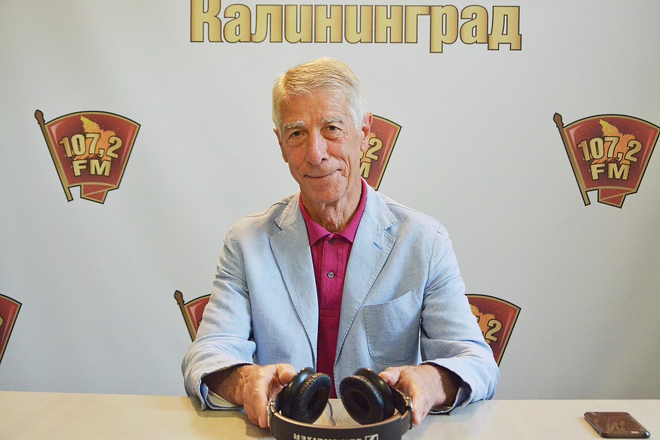 Валерий Непомнящий.