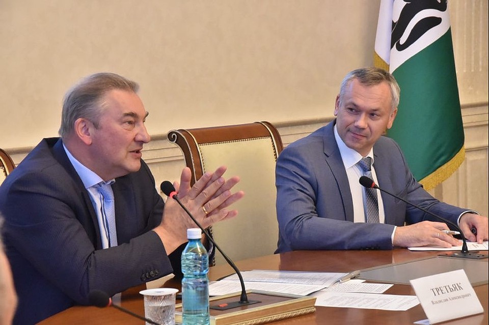 Владислав Третьяк и глава региона Андрей Травников составили план подготовки к молодежному Чемпионату мира.