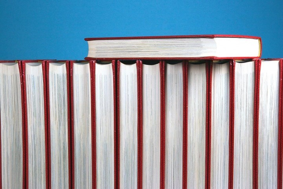 На Украине предложили запретить книги еще 12 российских издательств
