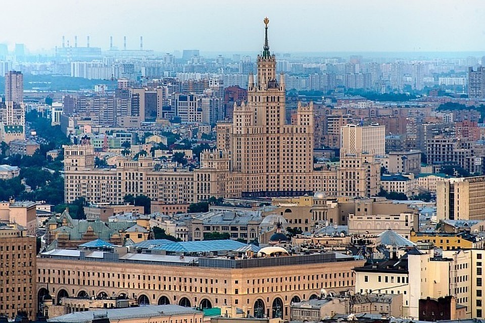 МИД РФ пообещал зеркальный ответ на высылку из Греции российских дипломатов