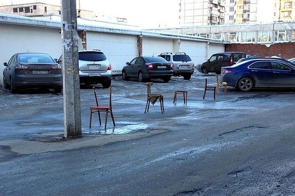 Еще 6 стоянок попытались прикрыть в столице Приморья. Фото: архив "КП"