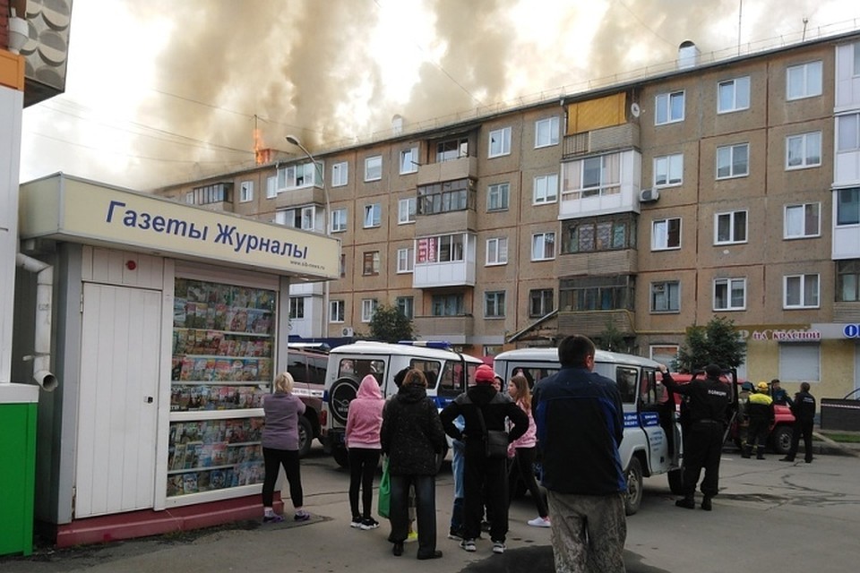 Пожар в пятиэтажке в Кемерове: в соседних домах отключили свет и газ
