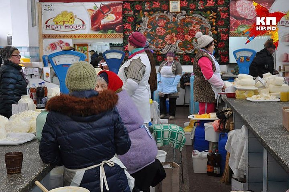 На торговых площадках можно приобрести качественные продукты по доступным ценам. Фото: архив "КП"