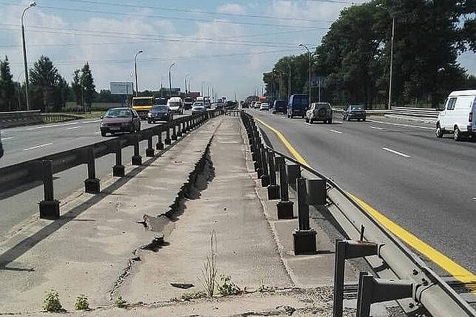 Лопнувший мост на МКАД откроют к 1 октября. Фото: ГАИ Минска